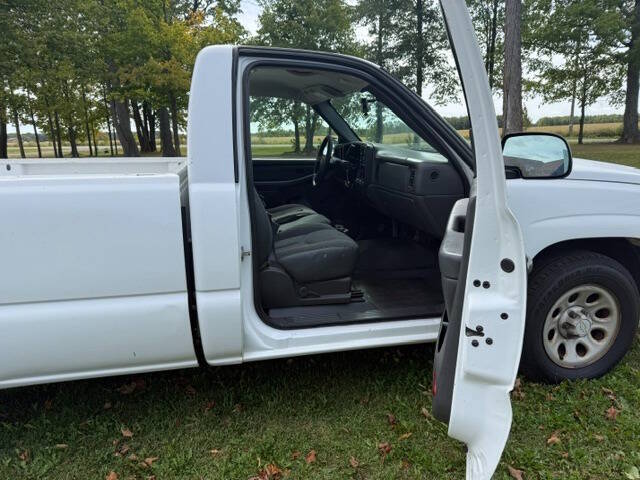 chevrolet silverado classic 1500 2007 1GCEC14Z77Z158952 image chevrolet silverado classic 1500 2007 1GCEC14Z77Z158952 image